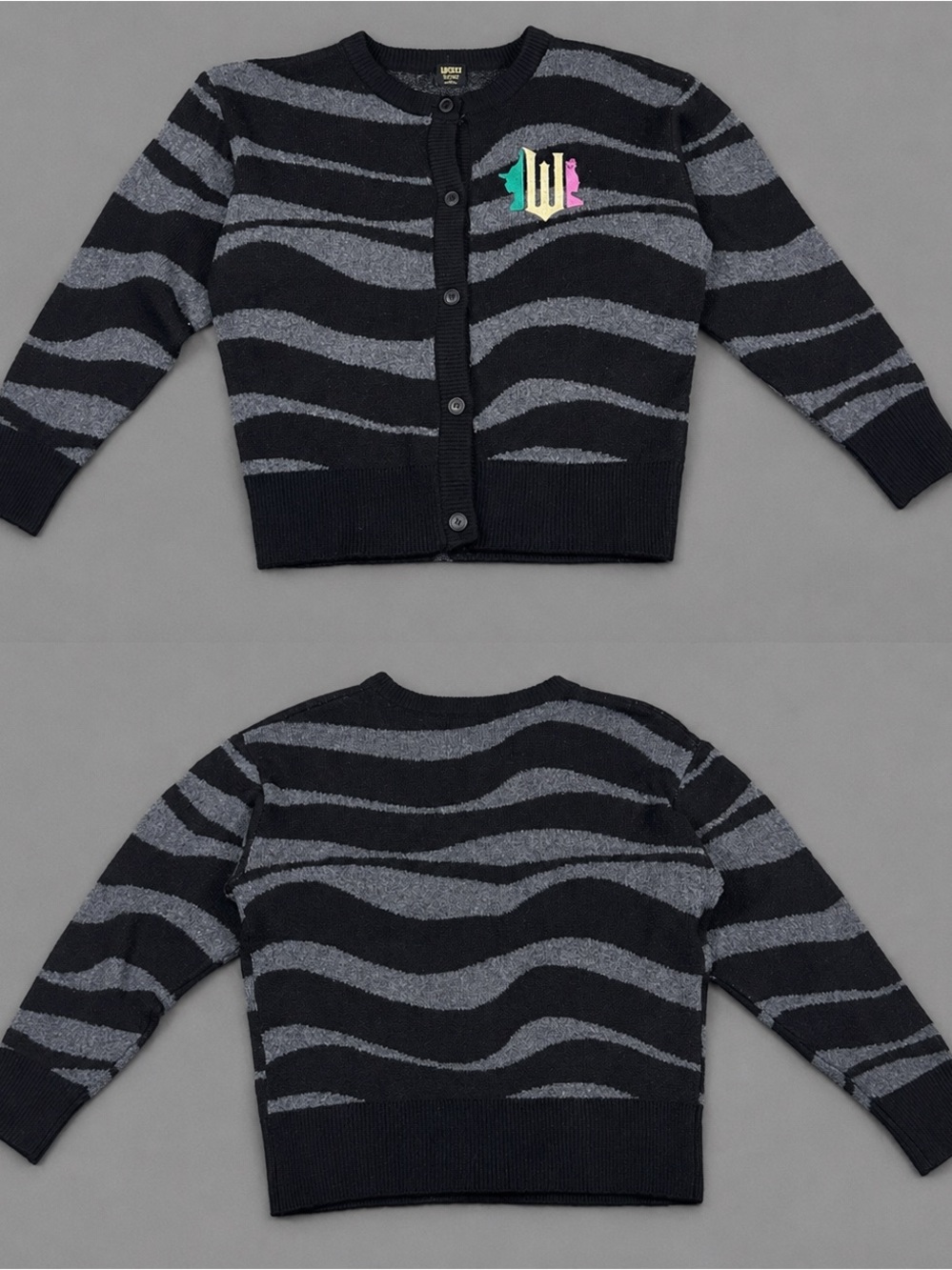 Wicked Themed Black & Gray Tiger Stripe Wicked Cardigan Sweater Size Large